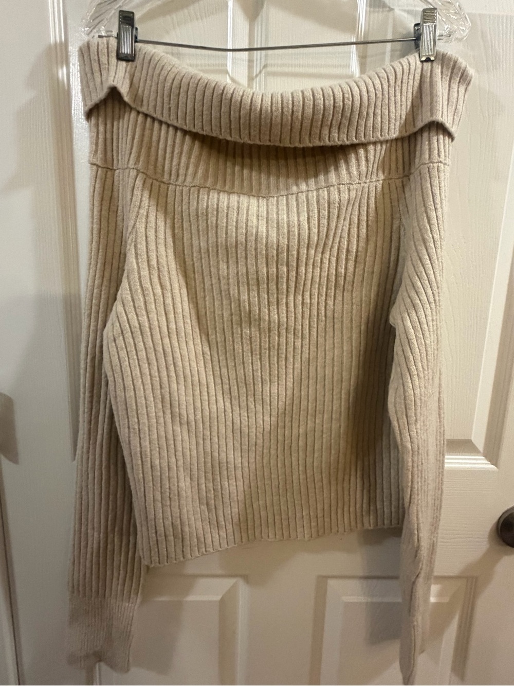 Off-Shoulder Ribbed Knit Sweater - Cream